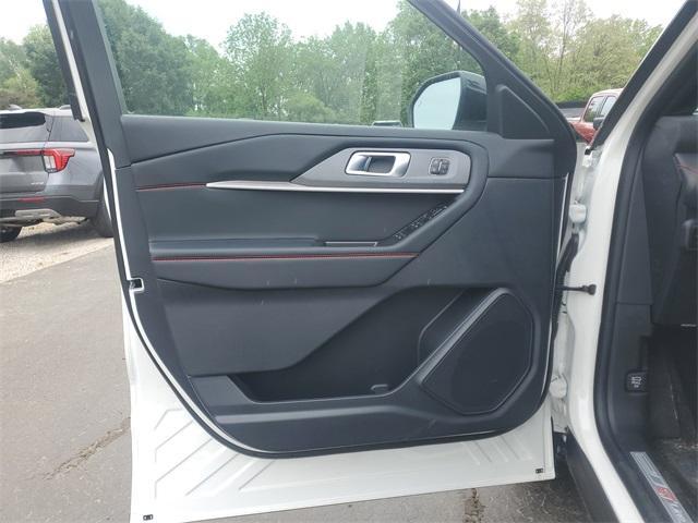 new 2025 Ford Explorer car, priced at $53,690
