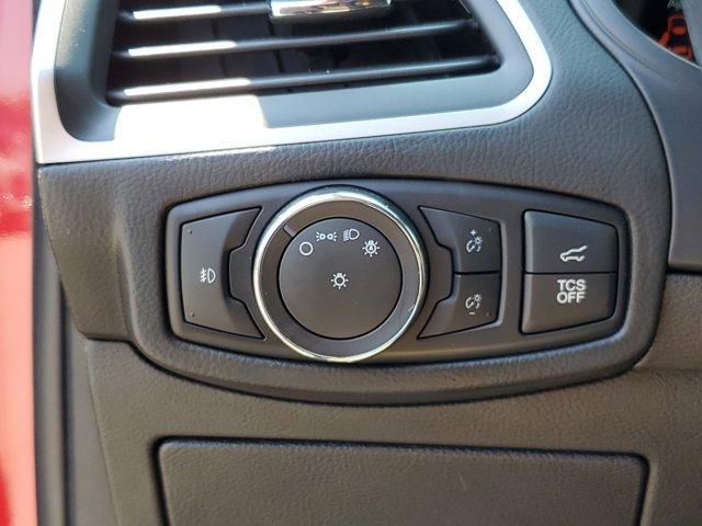 used 2022 Ford Edge car, priced at $25,345