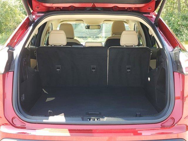 used 2022 Ford Edge car, priced at $25,345