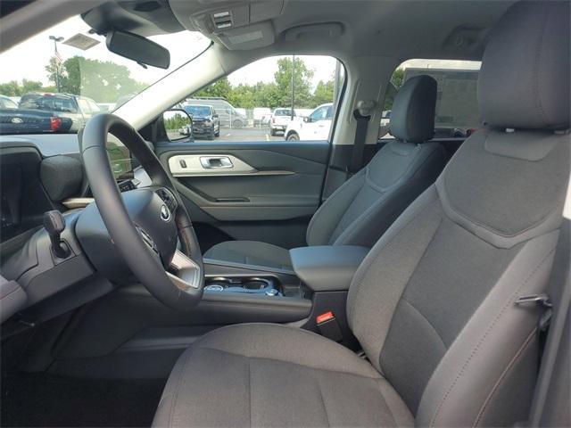 new 2025 Ford Explorer car, priced at $44,800
