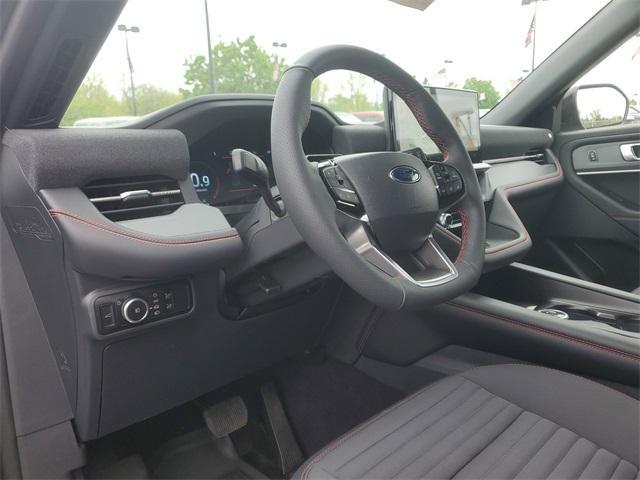 new 2025 Ford Explorer car, priced at $52,460