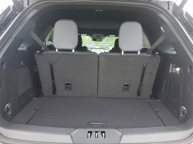 new 2025 Ford Explorer car, priced at $52,460
