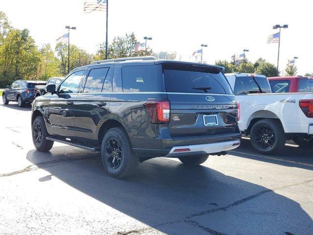 new 2024 Ford Expedition car, priced at $77,718