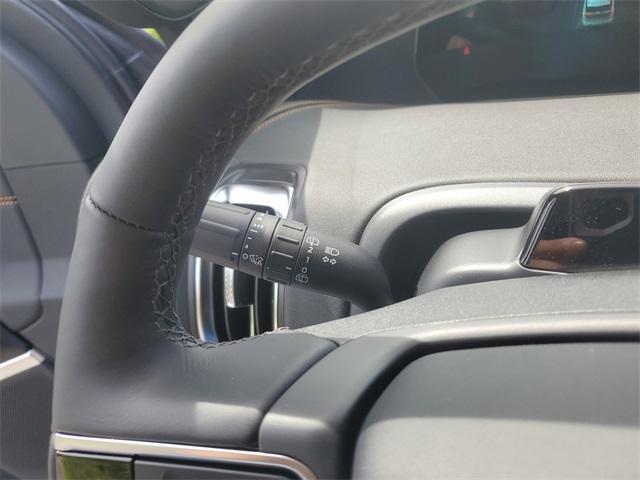 new 2025 Ford Expedition car, priced at $83,520