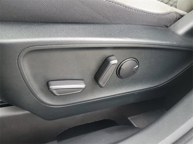 used 2022 Ford Escape car, priced at $28,550