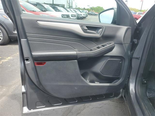 used 2022 Ford Escape car, priced at $28,550