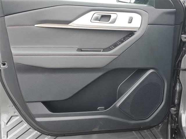 new 2025 Ford Explorer car, priced at $50,415