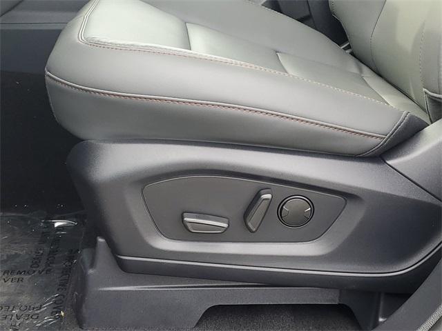 new 2025 Ford Explorer car, priced at $50,415
