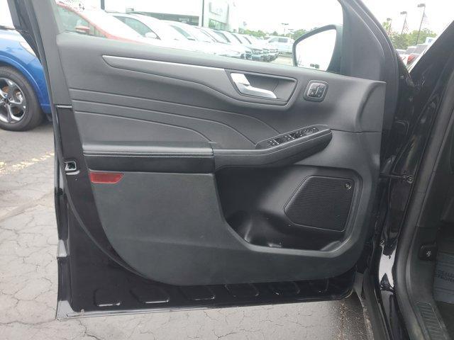 used 2023 Ford Escape car, priced at $26,906