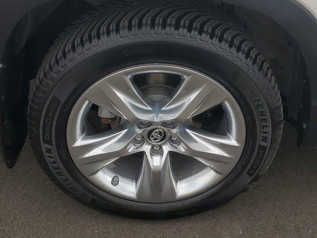 used 2019 Toyota Highlander car, priced at $26,650