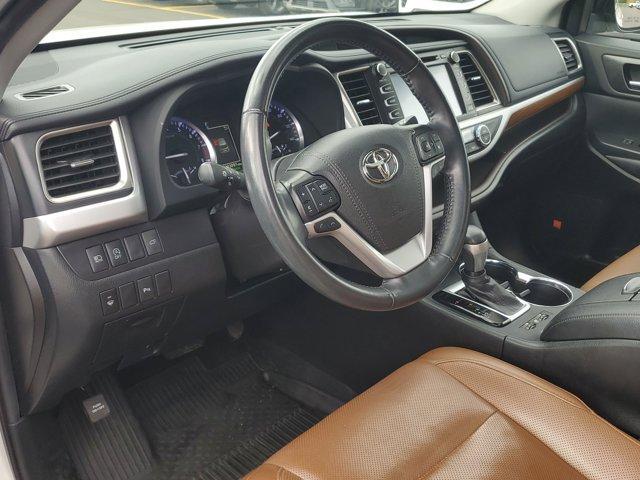 used 2019 Toyota Highlander car, priced at $26,650