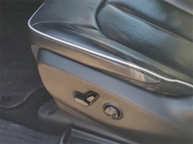 used 2018 Chrysler Pacifica car, priced at $16,950