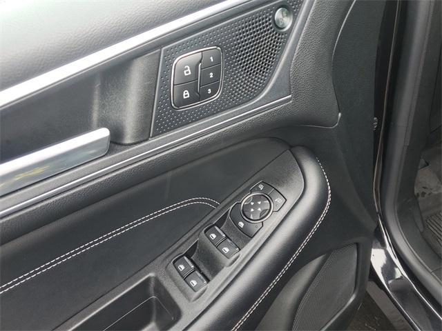 used 2022 Ford Edge car, priced at $29,550