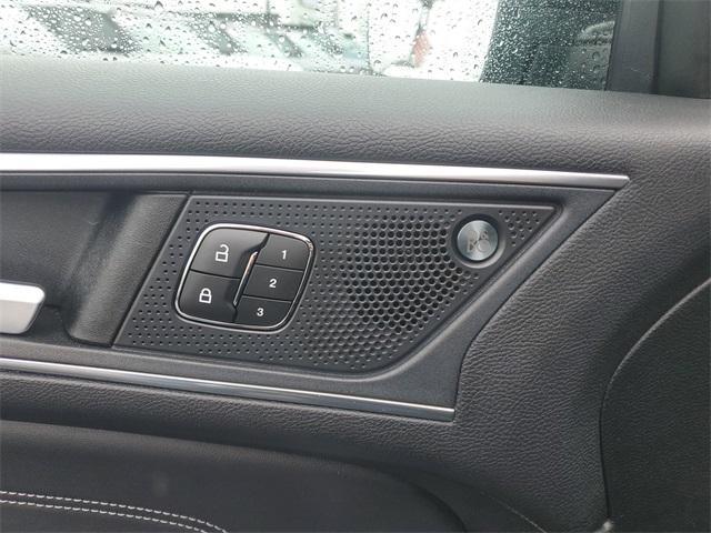 used 2022 Ford Edge car, priced at $29,550
