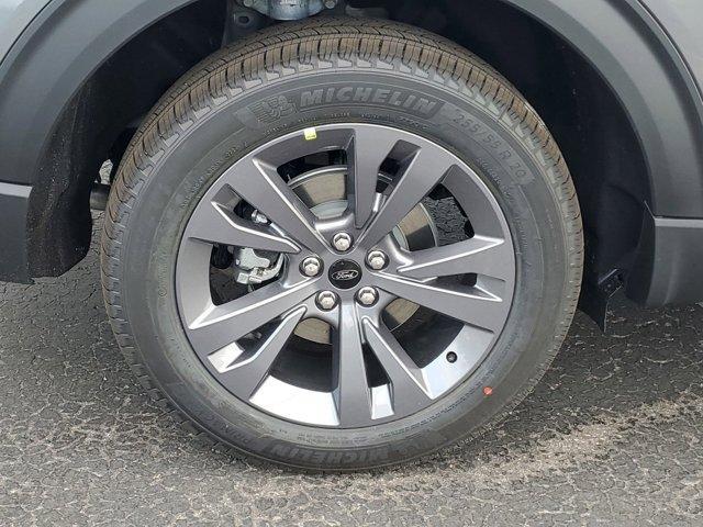 new 2025 Ford Explorer car, priced at $48,185