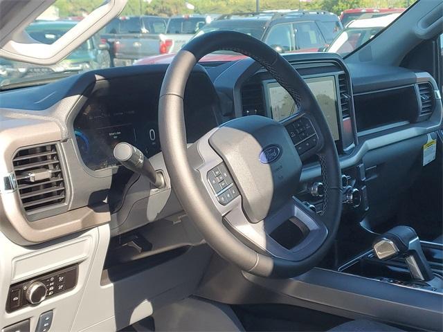 new 2025 Ford F-150 Lightning car