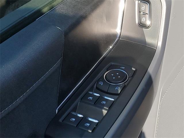 new 2025 Ford F-150 Lightning car