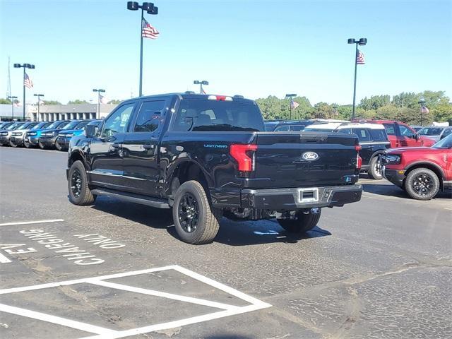 new 2025 Ford F-150 Lightning car