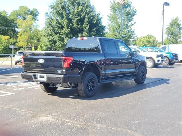 new 2025 Ford F-150 Lightning car