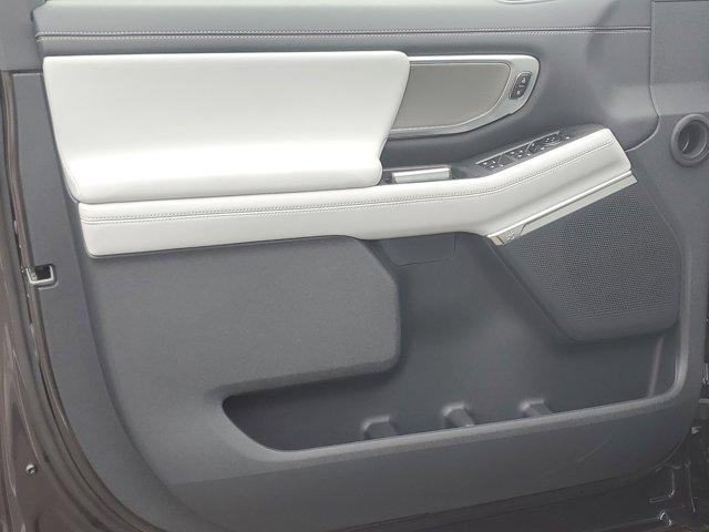 new 2025 Ford Expedition Max car, priced at $83,250