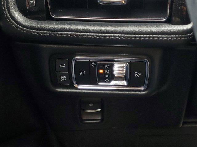 used 2023 Lincoln Nautilus car, priced at $40,450