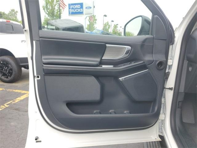 new 2025 Ford Expedition Max car, priced at $84,265