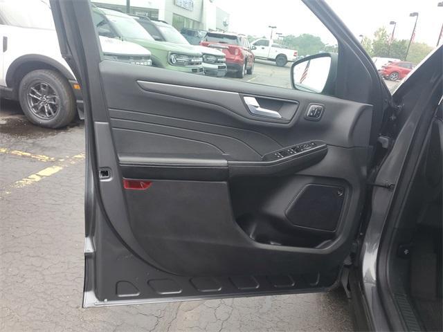 used 2023 Ford Escape car, priced at $27,377