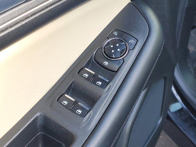 used 2023 Ford Edge car, priced at $28,225