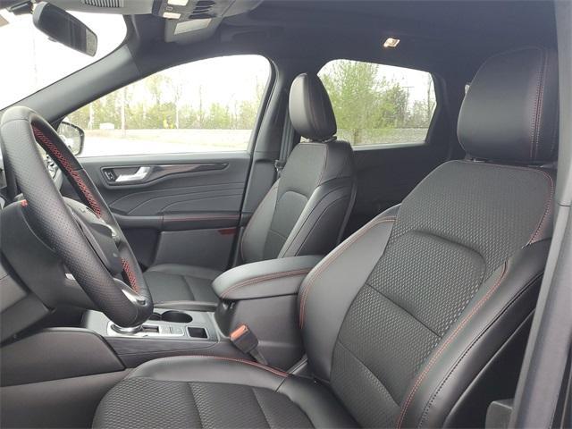 new 2025 Ford Escape car, priced at $40,660