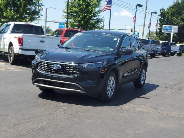 used 2023 Ford Escape car, priced at $25,450