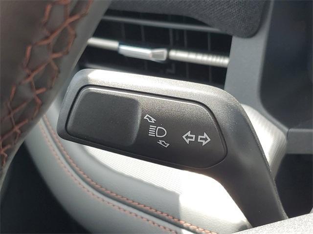 new 2025 Ford Explorer car, priced at $44,240