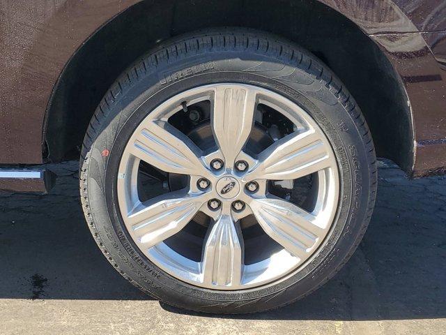 new 2024 Ford Expedition car, priced at $90,260