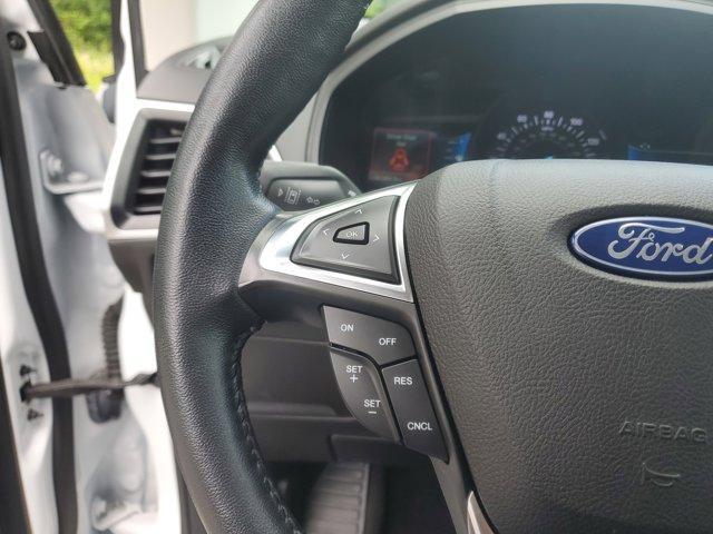 used 2022 Ford Edge car, priced at $25,215