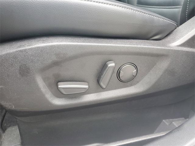 used 2022 Ford Edge car, priced at $21,250