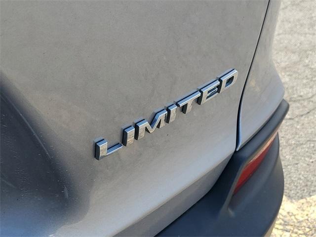 used 2022 Jeep Cherokee car, priced at $22,948