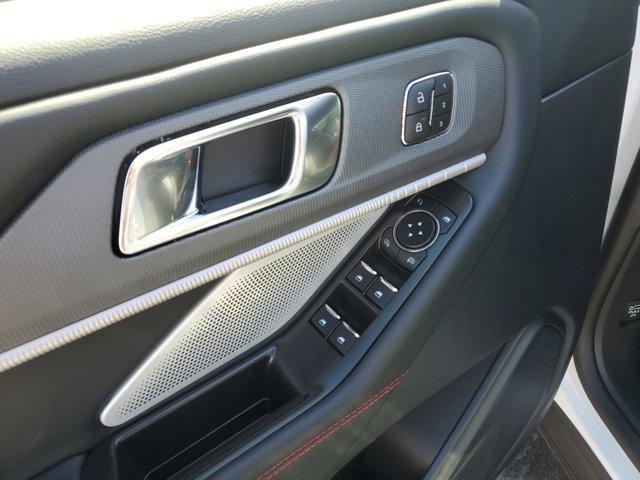 new 2025 Ford Explorer car, priced at $61,285