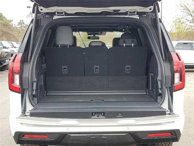 new 2025 Ford Expedition car, priced at $83,025