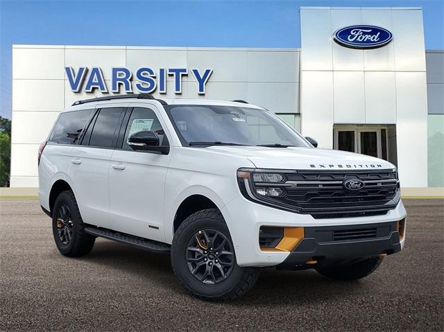 new 2025 Ford Expedition car, priced at $83,025