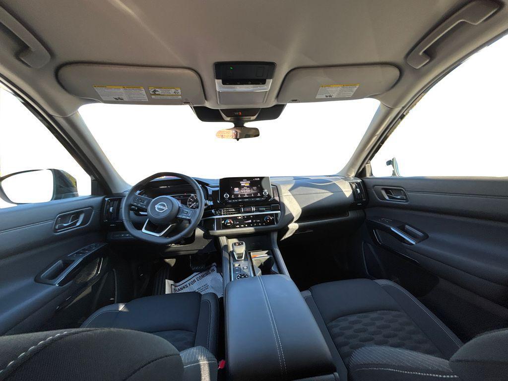 new 2025 Nissan Pathfinder car, priced at $37,941