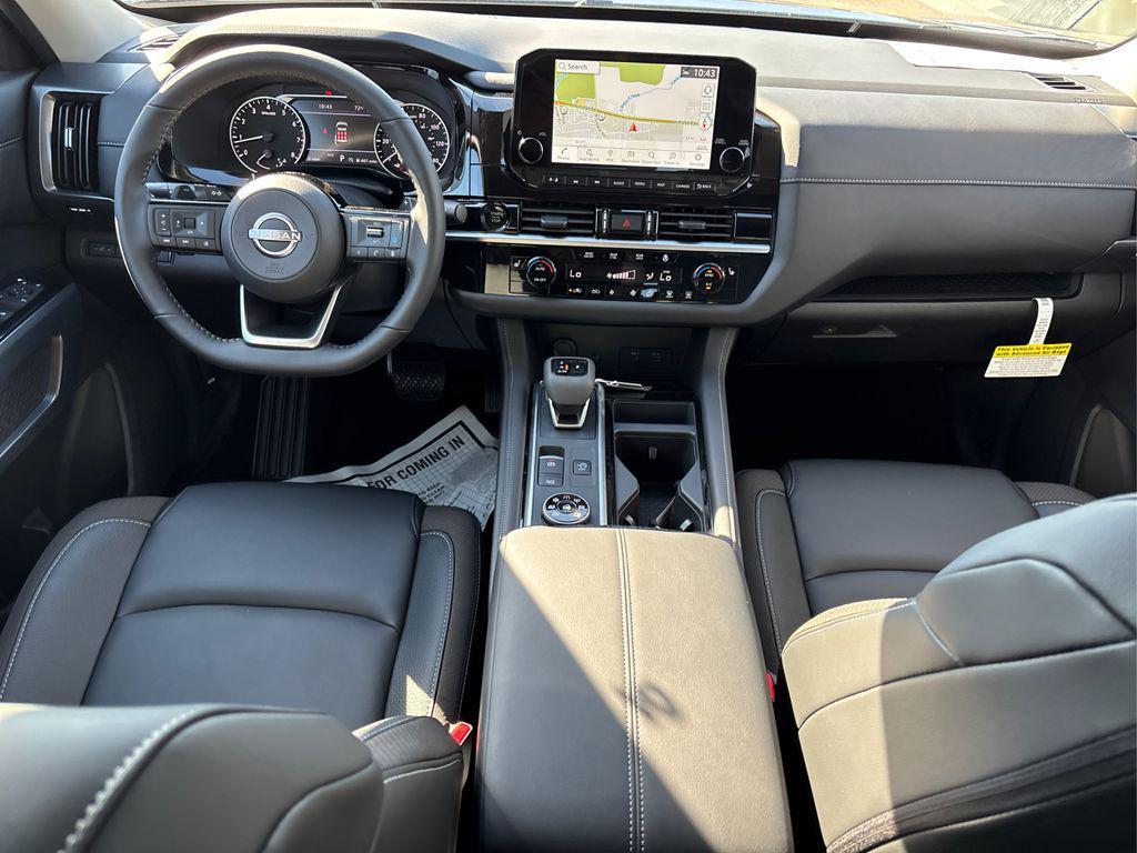 new 2025 Nissan Pathfinder car, priced at $41,094