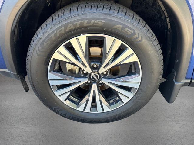 used 2022 Nissan Rogue car, priced at $24,930