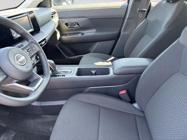 new 2025 Nissan Kicks car, priced at $24,832