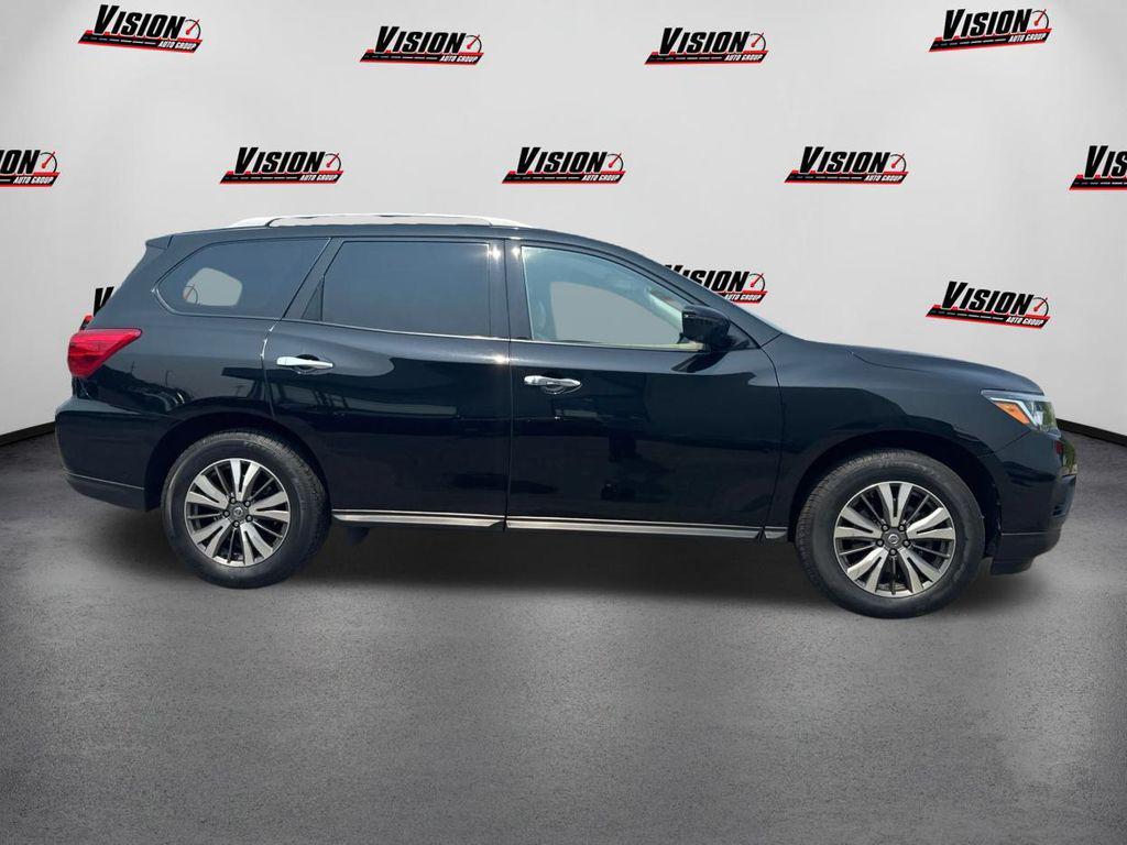 used 2020 Nissan Pathfinder car, priced at $18,886