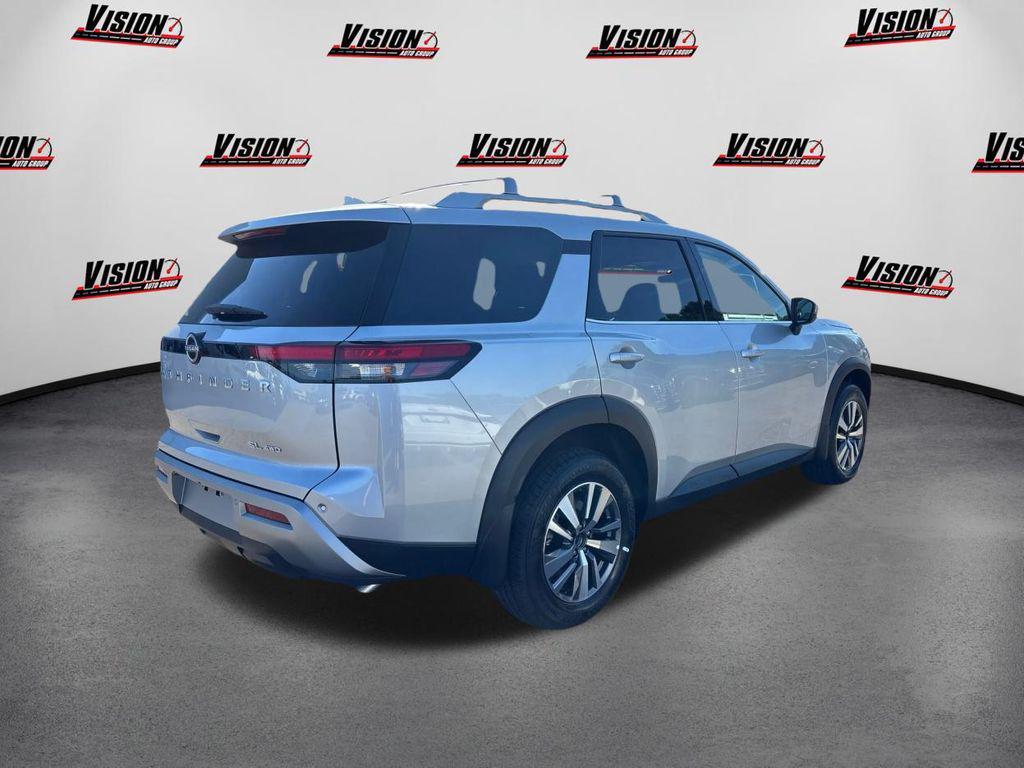 new 2025 Nissan Pathfinder car, priced at $39,581