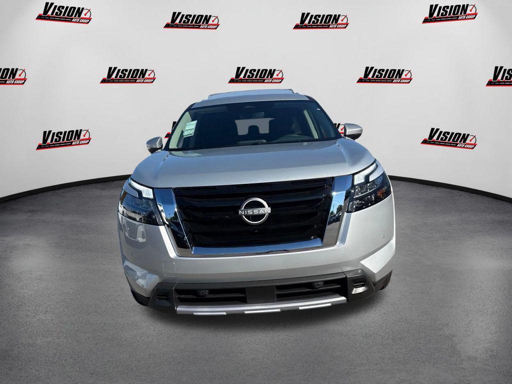 new 2025 Nissan Pathfinder car, priced at $39,581