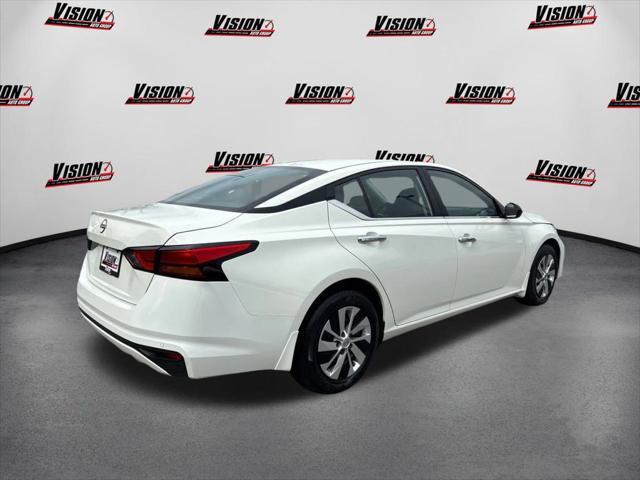 new 2025 Nissan Altima car, priced at $27,609