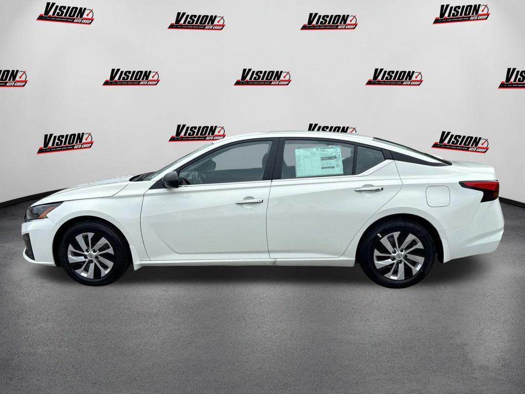 new 2025 Nissan Altima car, priced at $27,109