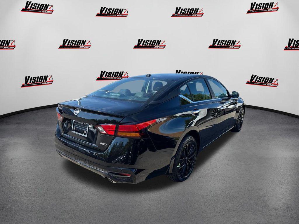 new 2025 Nissan Altima car, priced at $31,338
