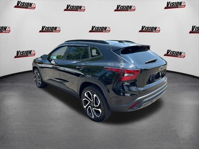 used 2025 Chevrolet Trax car, priced at $26,003