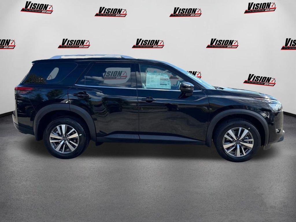 new 2025 Nissan Pathfinder car, priced at $43,845